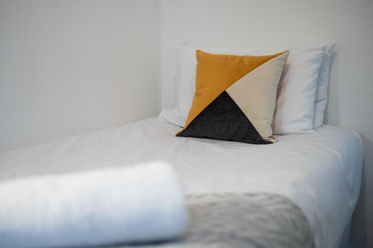 Parking, Smart Tv'S In All Rooms! Swansea Extérieur photo