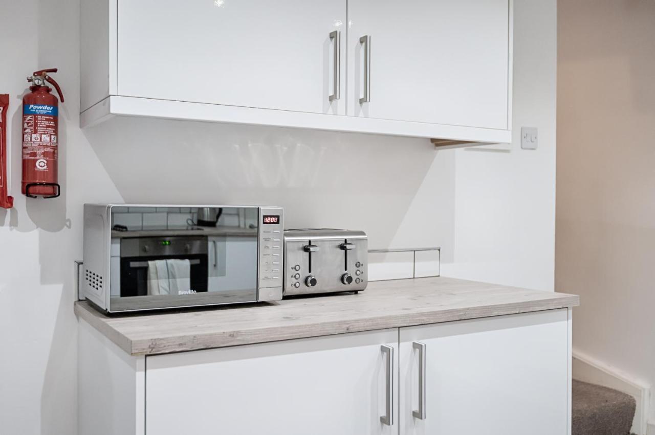 Parking, Smart Tv'S In All Rooms! Swansea Extérieur photo