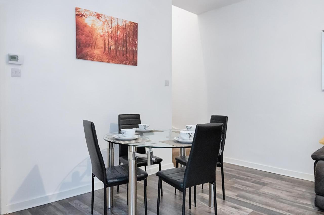 Parking, Smart Tv'S In All Rooms! Swansea Extérieur photo